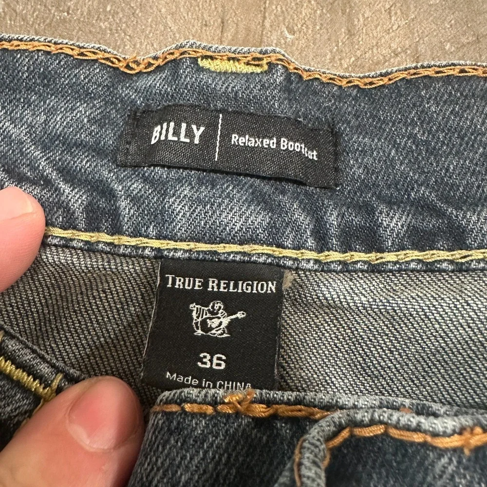 True Religion Jeans Men 36x31 Blue Medium Wash Billy Relaxed Bootcut Logo